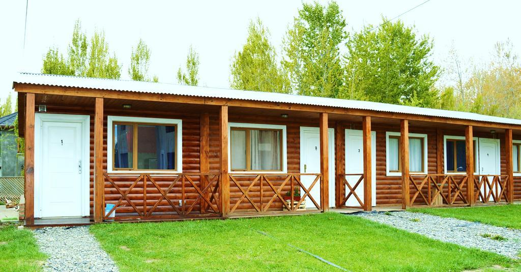 Flores Patagonicas Cabanas El Calafate Chambre photo