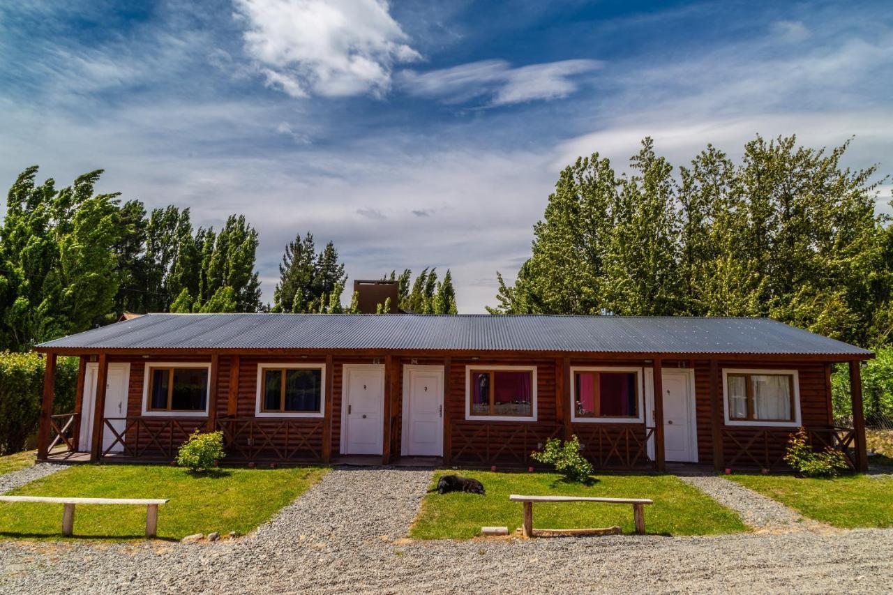 Flores Patagonicas Cabanas El Calafate Extérieur photo